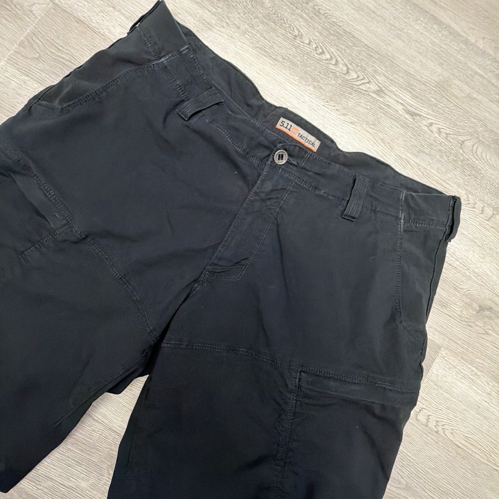 5.11 Tactical Apex Shorts Mens 40 Black Stretch Cargo Utility Hiking 11 Inch